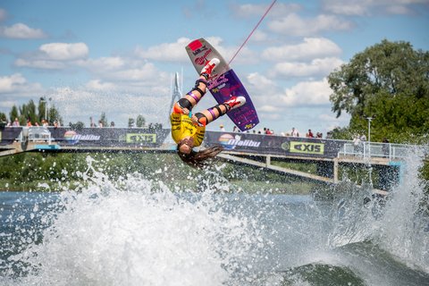Emma Pickard at the 2019 UK Nationals at LDB Wakeschool - Photo Mantis Pro Media