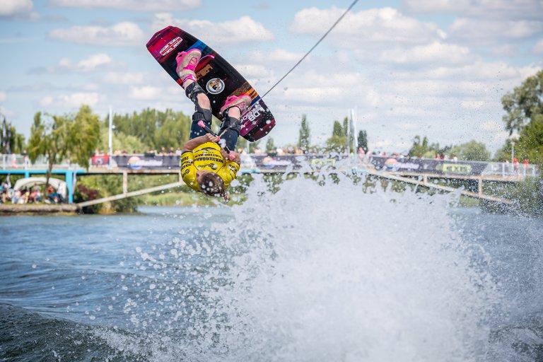 Sarah Kingdom, TeamGB 🇬🇧,  at the 2019 UK Nationals at LDB Wakeschool