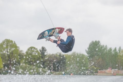 Olli Loder at the 2023 Quays Wake And Ski Practice - Photo Mark Osmond