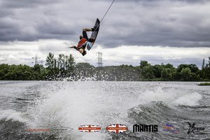 Rider at the 2024 Midlands Nautique UK Wake Nationals Wakeboard - Photo Mantis Pro Media