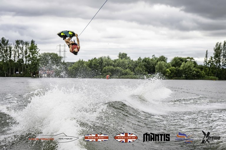 Rider at the 2024 Midlands Nautique UK Wake Nationals Wakeboard - Photo Mantis Pro Media