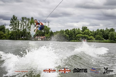 Rider at the 2024 Midlands Nautique UK Wake Nationals Wakeboard - Photo Mantis Pro Media