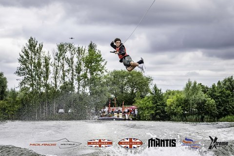 Rider at the 2024 Midlands Nautique UK Wake Nationals Wakeboard - Photo Mantis Pro Media