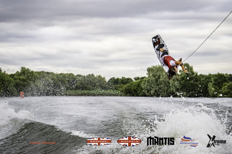 Rider at the 2024 Midlands Nautique UK Wake Nationals Wakeboard - Photo Mantis Pro Media