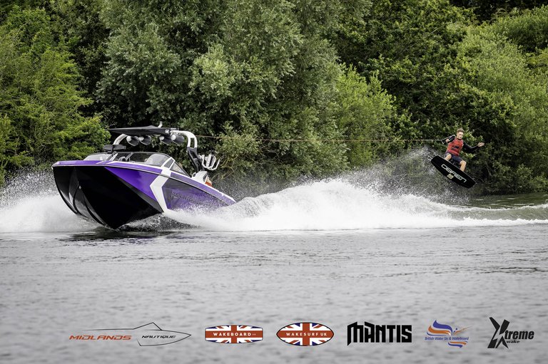 Rider at the 2024 Midlands Nautique UK Wake Nationals Wakeboard - Photo Mantis Pro Media