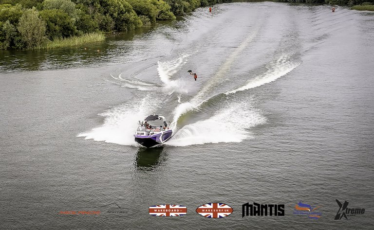 Rider at the 2024 Midlands Nautique UK Wake Nationals Wakeboard - Photo Mantis Pro Media