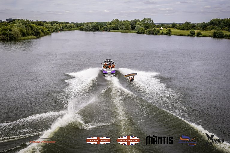 Rider at the 2024 Midlands Nautique UK Wake Nationals Wakeboard - Photo Mantis Pro Media