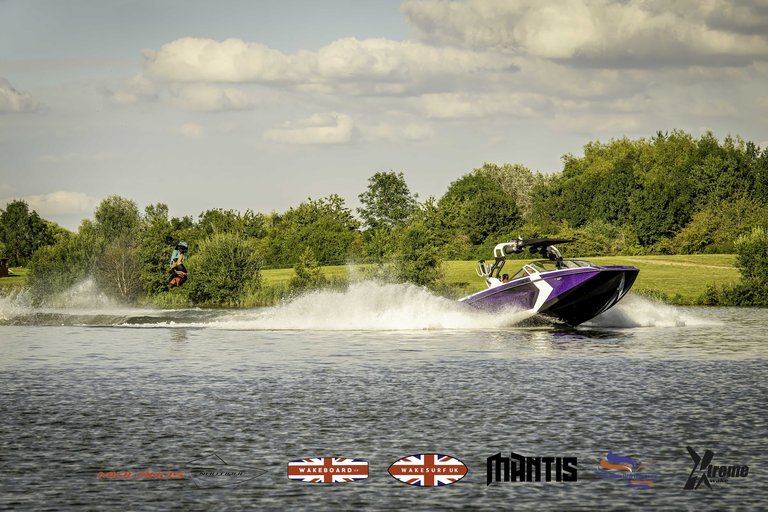 Rider at the 2024 Midlands Nautique UK Wake Nationals Wakeboard - Photo Mantis Pro Media