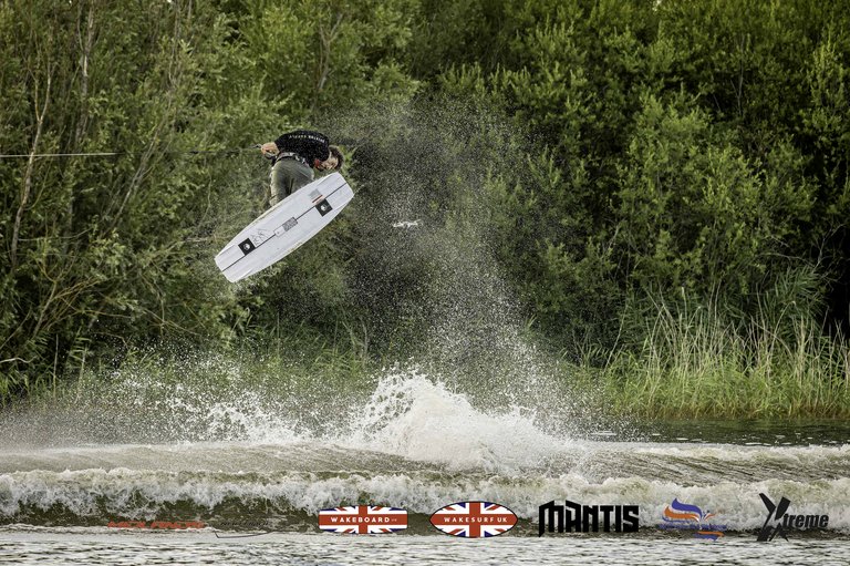 Rider at the 2024 Midlands Nautique UK Wake Nationals Wakeboard - Photo Mantis Pro Media
