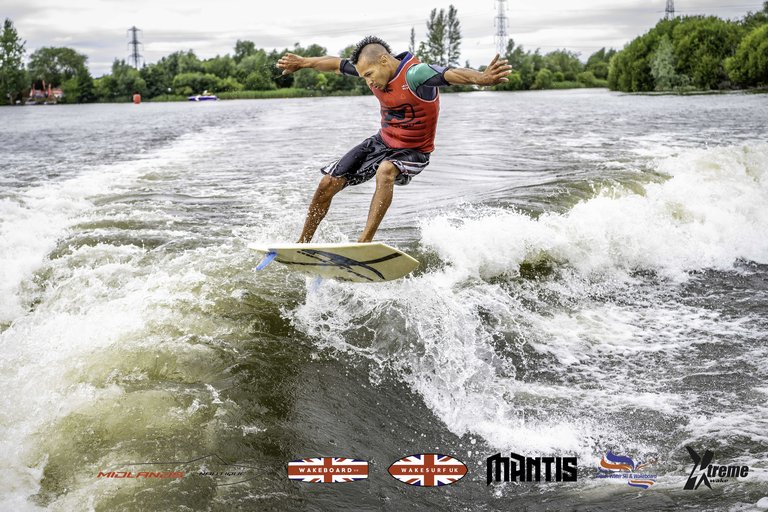 Rider at the 2024 Midlands Nautique UK Wake Nationals Wakesurf - Photos Mantis Pro Media
