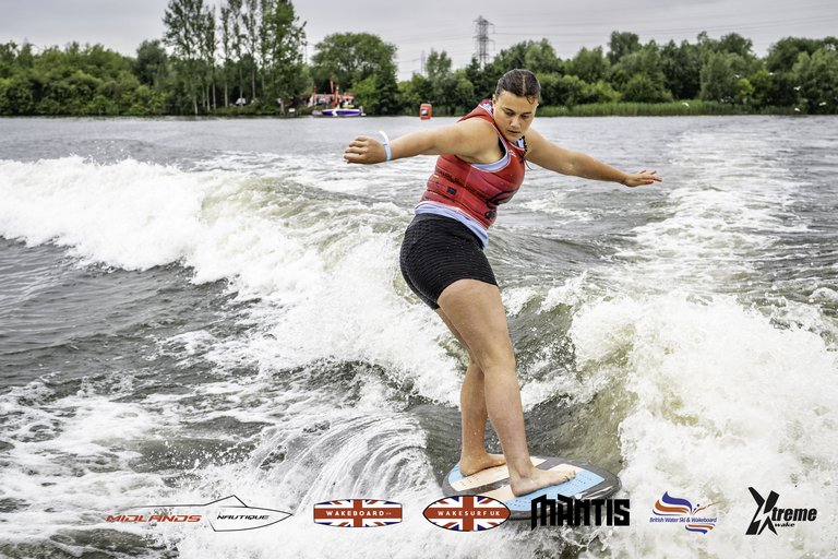 Rider at the 2024 Midlands Nautique UK Wake Nationals Wakesurf - Photos Mantis Pro Media