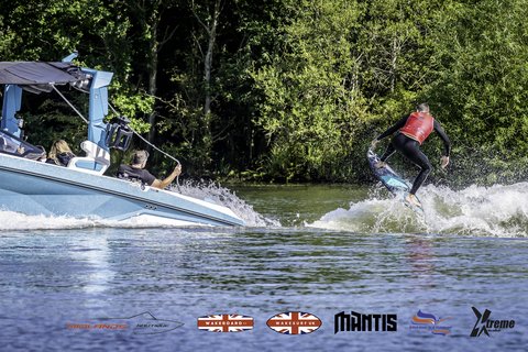 Rider at the 2024 Midlands Nautique UK Wake Nationals Wakesurf - Photos Mantis Pro Media