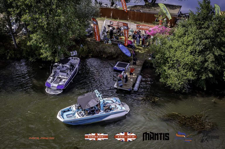 Rider at the 2024 Midlands Nautique UK Wake Nationals Wakesurf - Photos Mantis Pro Media
