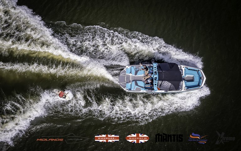 Rider at the 2024 Midlands Nautique UK Wake Nationals Wakesurf - Photos Mantis Pro Media