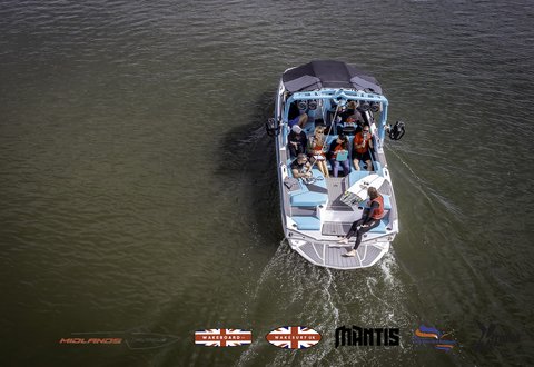 Rider at the 2024 Midlands Nautique UK Wake Nationals Wakesurf - Photos Mantis Pro Media