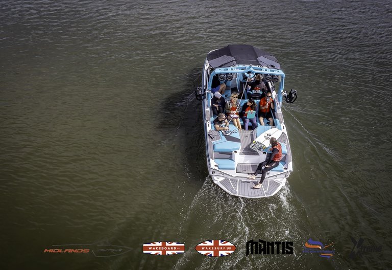 Rider at the 2024 Midlands Nautique UK Wake Nationals Wakesurf - Photos Mantis Pro Media