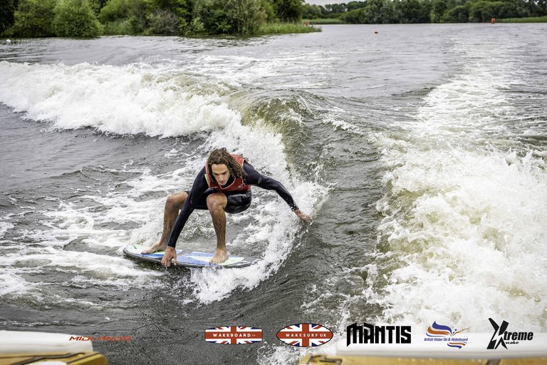 Rider at the 2024 Midlands Nautique UK Wake Nationals Wakesurf - Photos Mantis Pro Media