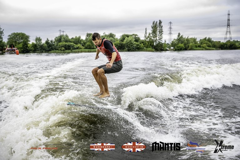 Rider at the 2024 Midlands Nautique UK Wake Nationals Wakesurf - Photos Mantis Pro Media