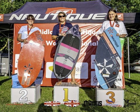 Rider at the 2024 Midlands Nautique UK Wake Nationals Wakesurf - Photos Mantis Pro Media