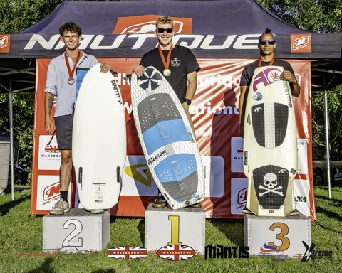 Rider at the 2024 Midlands Nautique UK Wake Nationals Wakesurf - Photos Mantis Pro Media