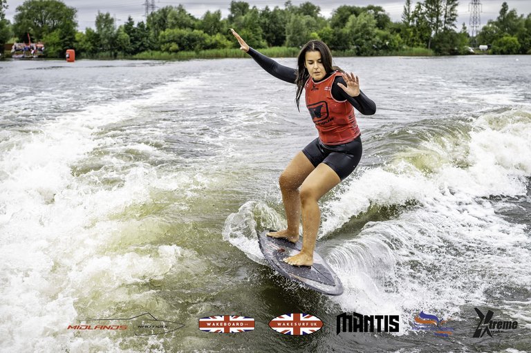 Rider at the 2024 Midlands Nautique UK Wake Nationals Wakesurf - Photos Mantis Pro Media