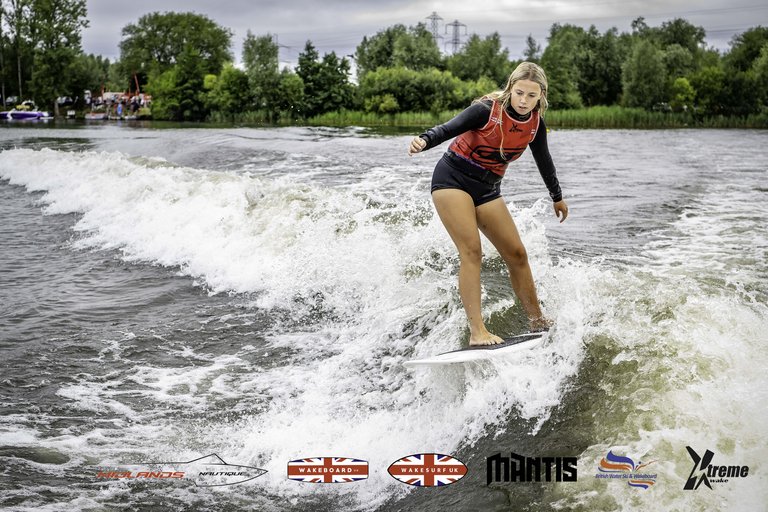 Rider at the 2024 Midlands Nautique UK Wake Nationals Wakesurf - Photos Mantis Pro Media
