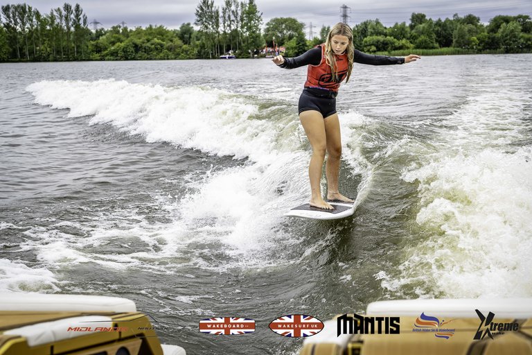 Rider at the 2024 Midlands Nautique UK Wake Nationals Wakesurf - Photos Mantis Pro Media