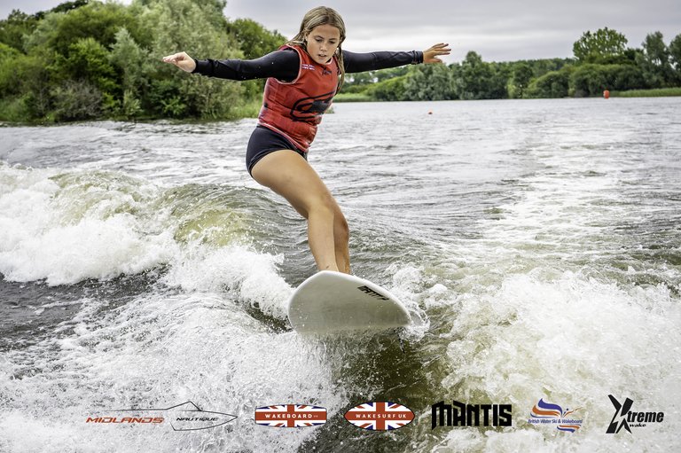 Rider at the 2024 Midlands Nautique UK Wake Nationals Wakesurf - Photos Mantis Pro Media