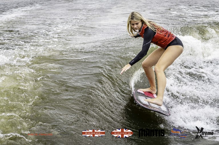 Rider at the 2024 Midlands Nautique UK Wake Nationals Wakesurf - Photos Mantis Pro Media