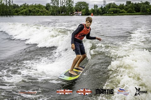 Rider at the 2024 Midlands Nautique UK Wake Nationals Wakesurf - Photos Mantis Pro Media