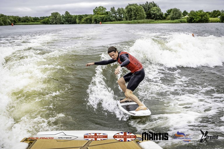 Rider at the 2024 Midlands Nautique UK Wake Nationals Wakesurf - Photos Mantis Pro Media
