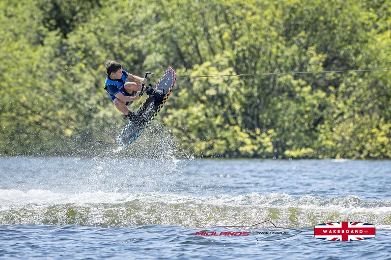 Rider at the 2025 Midlands Nautique UK Wake Nationals Wakeboard - Photos Mantis Pro Media