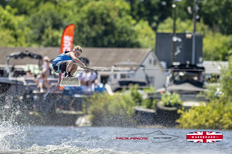 Rider at the 2025 Midlands Nautique UK Wake Nationals Wakeboard - Photos Mantis Pro Media