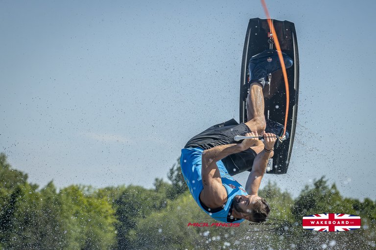 Rider at the 2025 Midlands Nautique UK Wake Nationals Wakeboard - Photos Mantis Pro Media