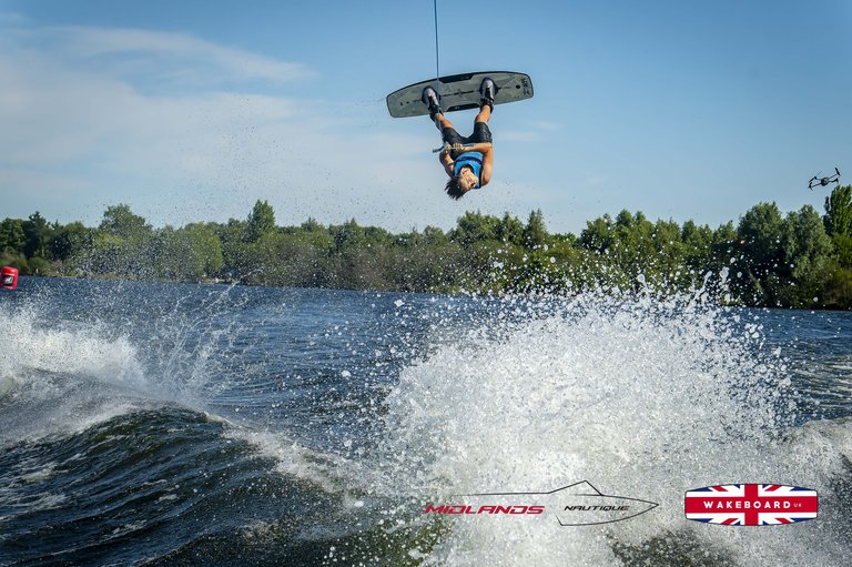 Rider at the 2025 Midlands Nautique UK Wake Nationals Wakeboard - Photos Mantis Pro Media
