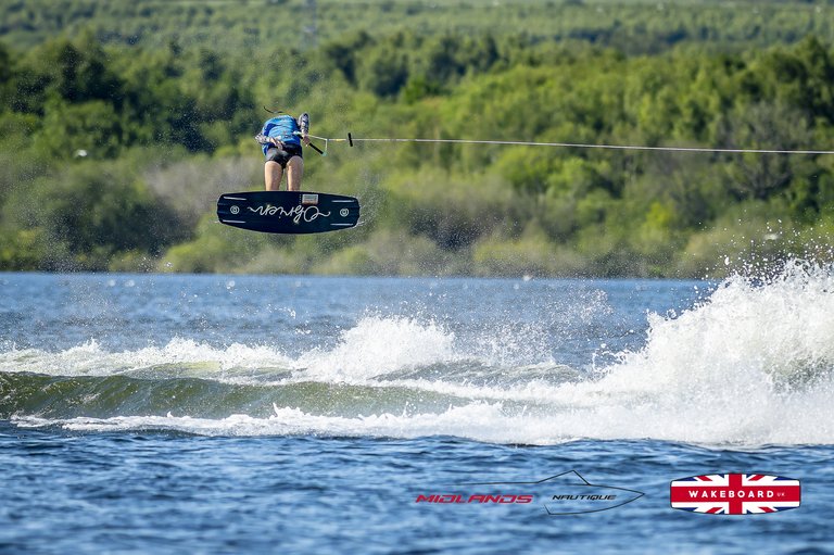 Rider at the 2025 Midlands Nautique UK Wake Nationals Wakeboard - Photos Mantis Pro Media