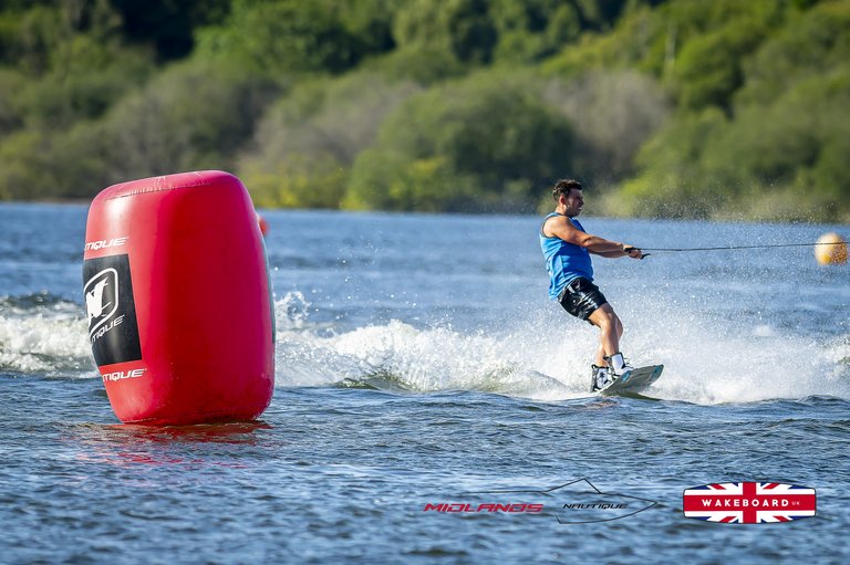 Rider at the 2025 Midlands Nautique UK Wake Nationals Wakeboard - Photos Mantis Pro Media