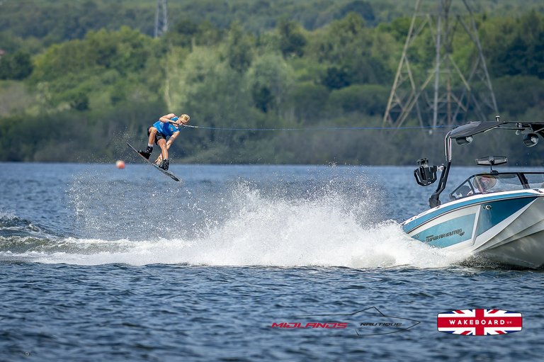 Rider at the 2025 Midlands Nautique UK Wake Nationals Wakeboard - Photos Mantis Pro Media