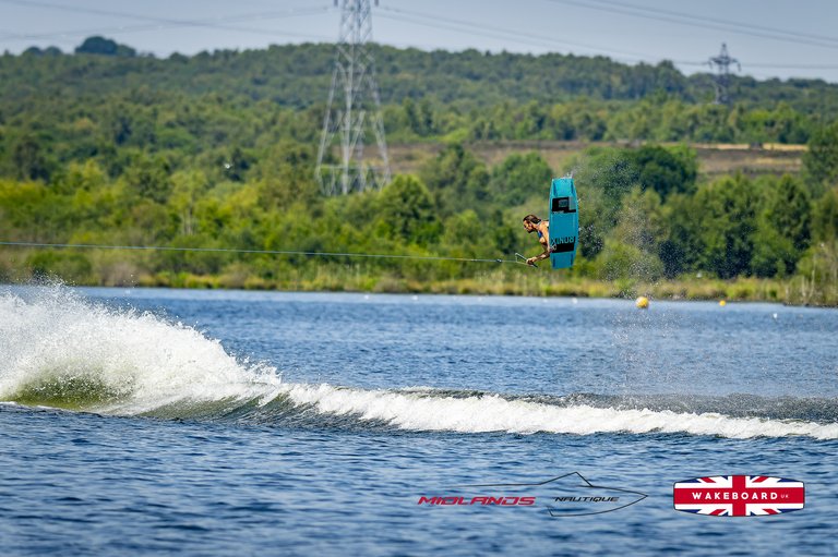 Rider at the 2025 Midlands Nautique UK Wake Nationals Wakeboard - Photos Mantis Pro Media