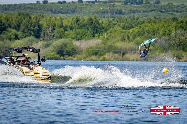 Rider at the 2025 Midlands Nautique UK Wake Nationals Wakeboard - Photos Mantis Pro Media