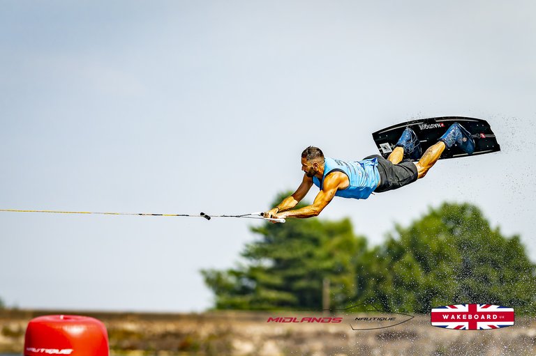 Rider at the 2025 Midlands Nautique UK Wake Nationals Wakeboard - Photos Mantis Pro Media