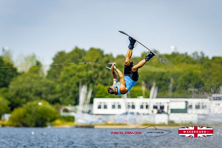 Rider at the 2025 Midlands Nautique UK Wake Nationals Wakeboard - Photos Mantis Pro Media
