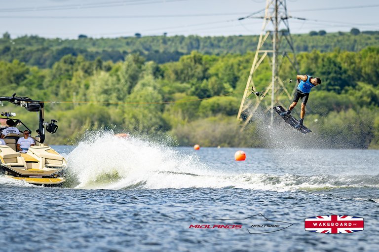 Rider at the 2025 Midlands Nautique UK Wake Nationals Wakeboard - Photos Mantis Pro Media