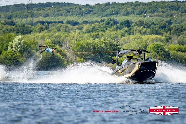 Rider at the 2025 Midlands Nautique UK Wake Nationals Wakeboard - Photos Mantis Pro Media