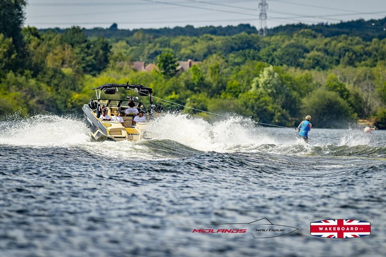 Rider at the 2025 Midlands Nautique UK Wake Nationals Wakeboard - Photos Mantis Pro Media
