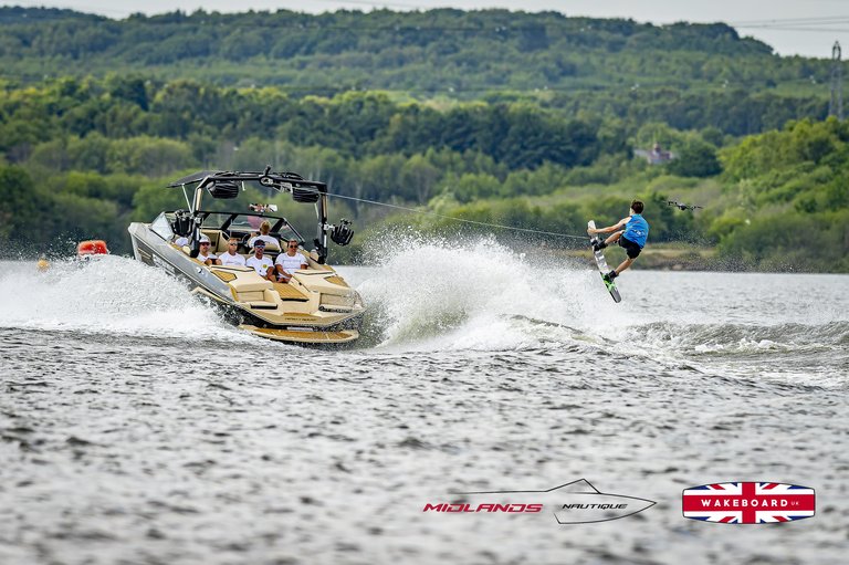 Rider at the 2025 Midlands Nautique UK Wake Nationals Wakeboard - Photos Mantis Pro Media
