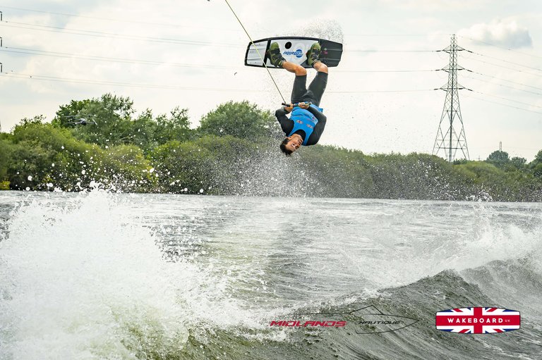 Rider at the 2025 Midlands Nautique UK Wake Nationals Wakeboard - Photos Mantis Pro Media