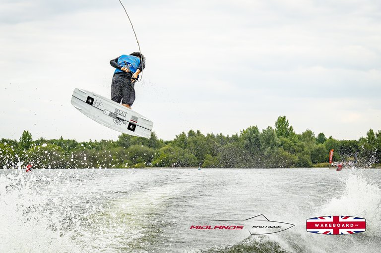 Rider at the 2025 Midlands Nautique UK Wake Nationals Wakeboard - Photos Mantis Pro Media