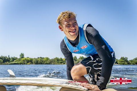 Rider at the 2025 Midlands Nautique UK Wake Nationals Wakesurf - Photos Mantis Pro Media