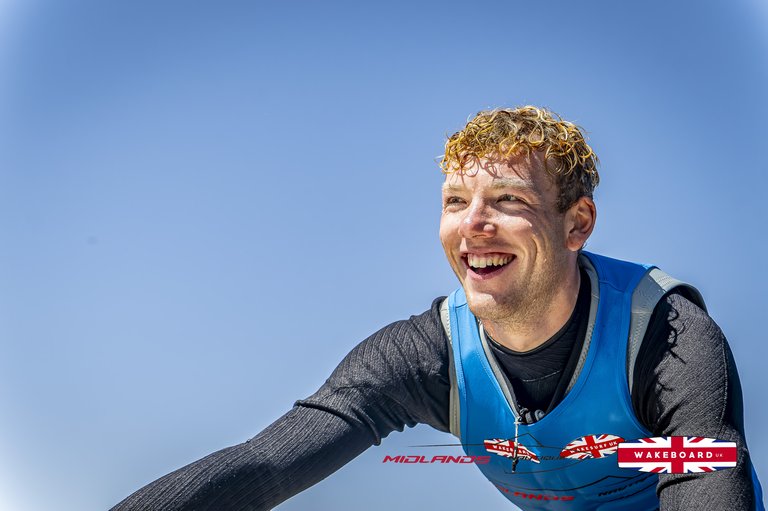 Rider at the 2025 Midlands Nautique UK Wake Nationals Wakesurf - Photos Mantis Pro Media